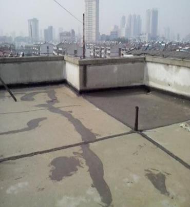 江西漏水维修 楼顶漏水是什么原因，楼顶漏水维修方法是什么?